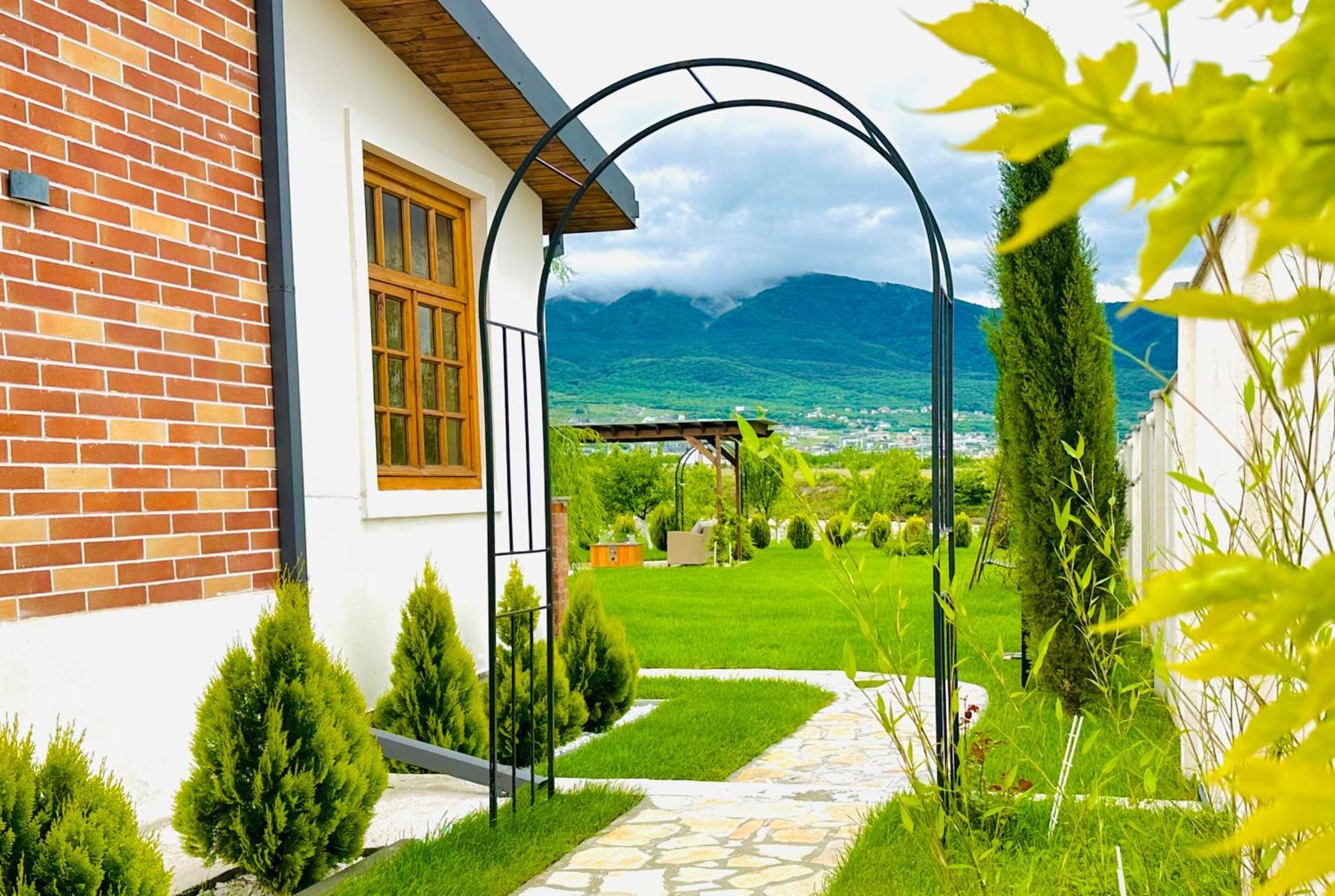 Entire Villa Near Tbilisi Nature Reserve With Panoramic View Mtsʼkhetʼa Exterior foto